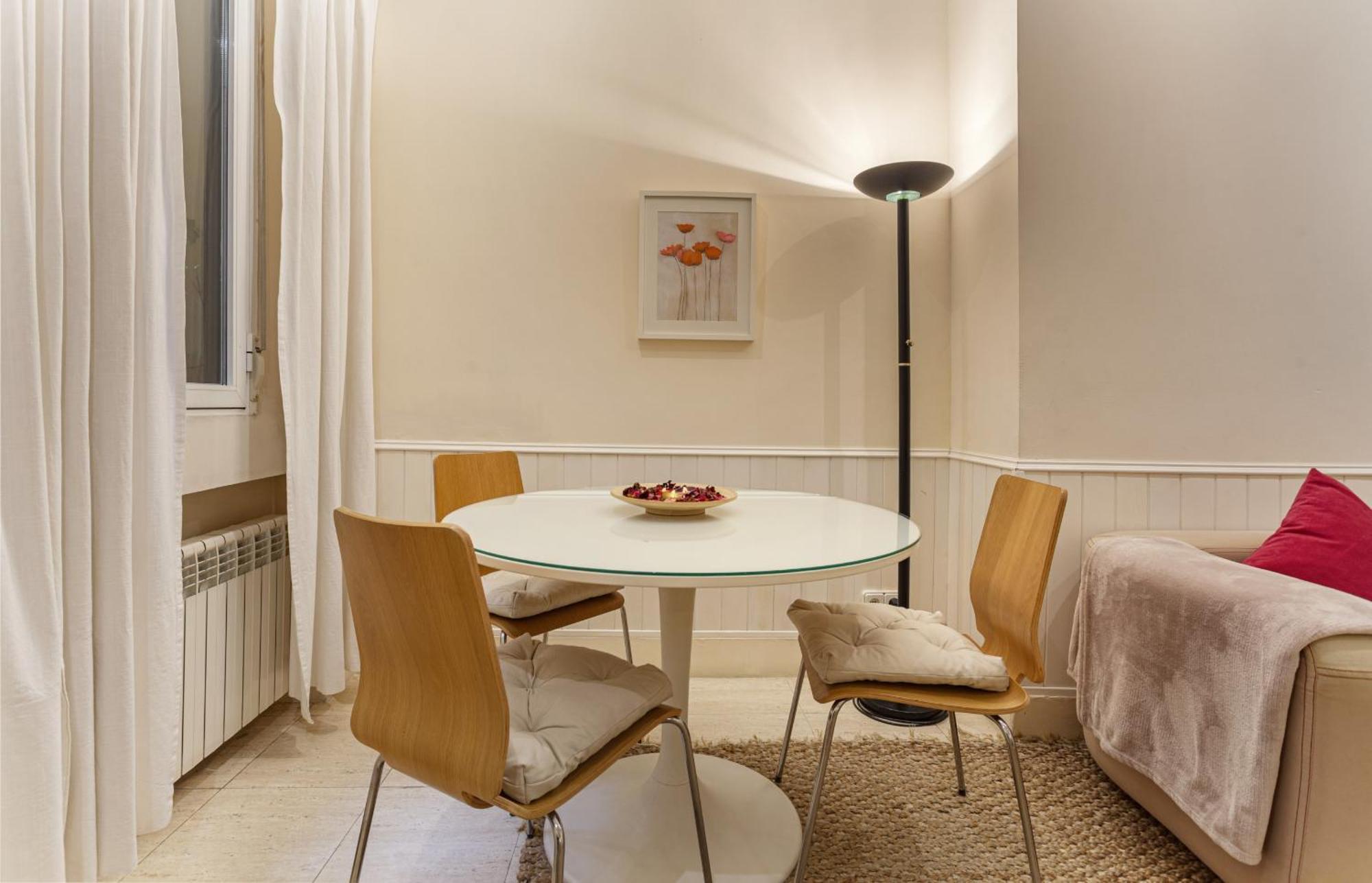Apartamento Prado En Мадрид Екстериор снимка
